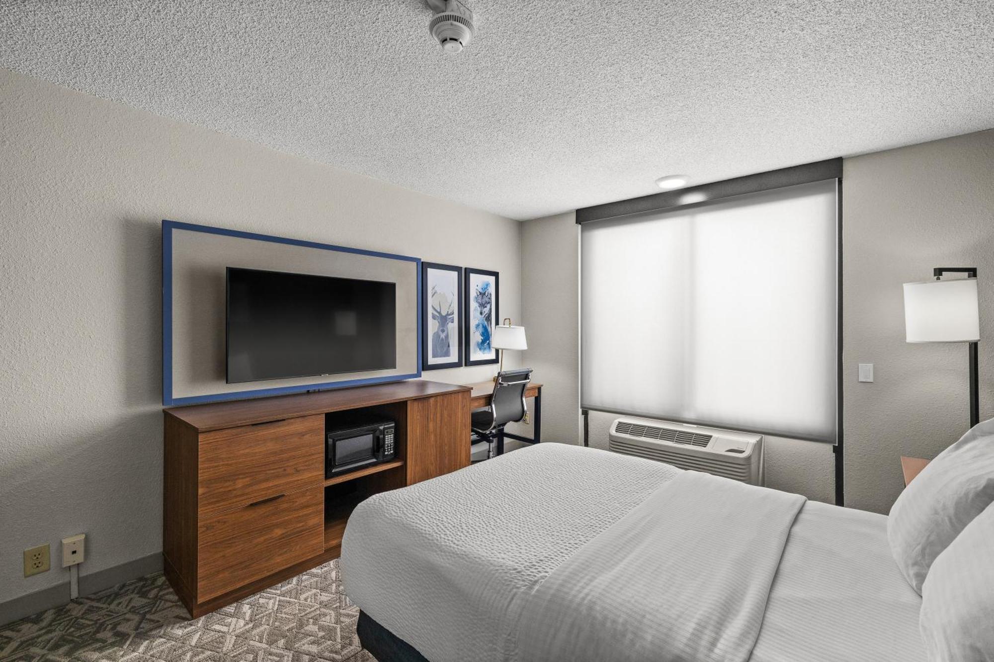 Hotel Americinn By Wyndham Event Center Area 3*